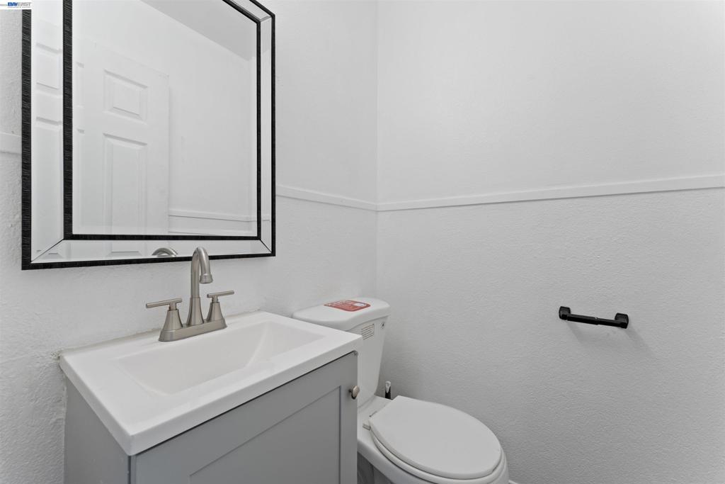 7691 Thornton Ave Property Photo 36