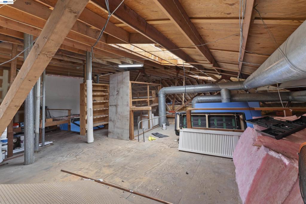 7691 Thornton Ave Property Photo 55