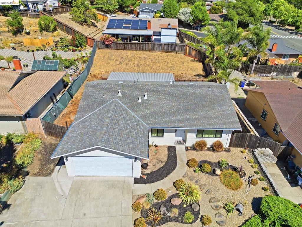 2303 Monte Vista Dr. Property Photo 10