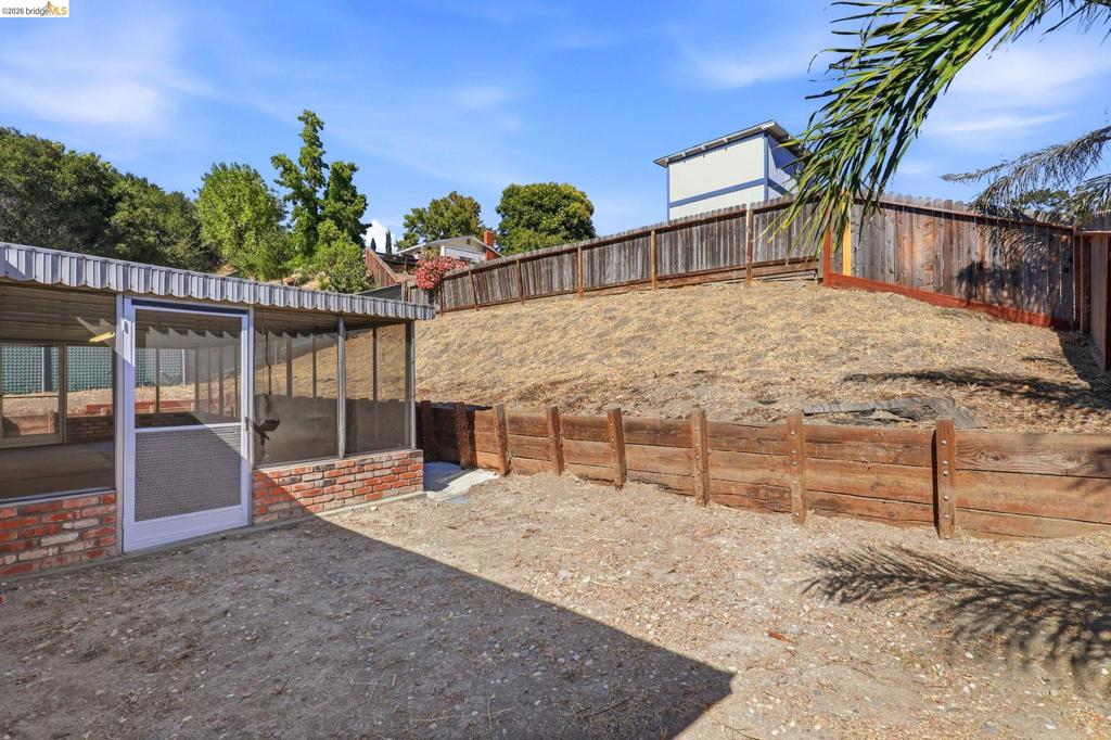 2303 Monte Vista Dr. Property Photo 34