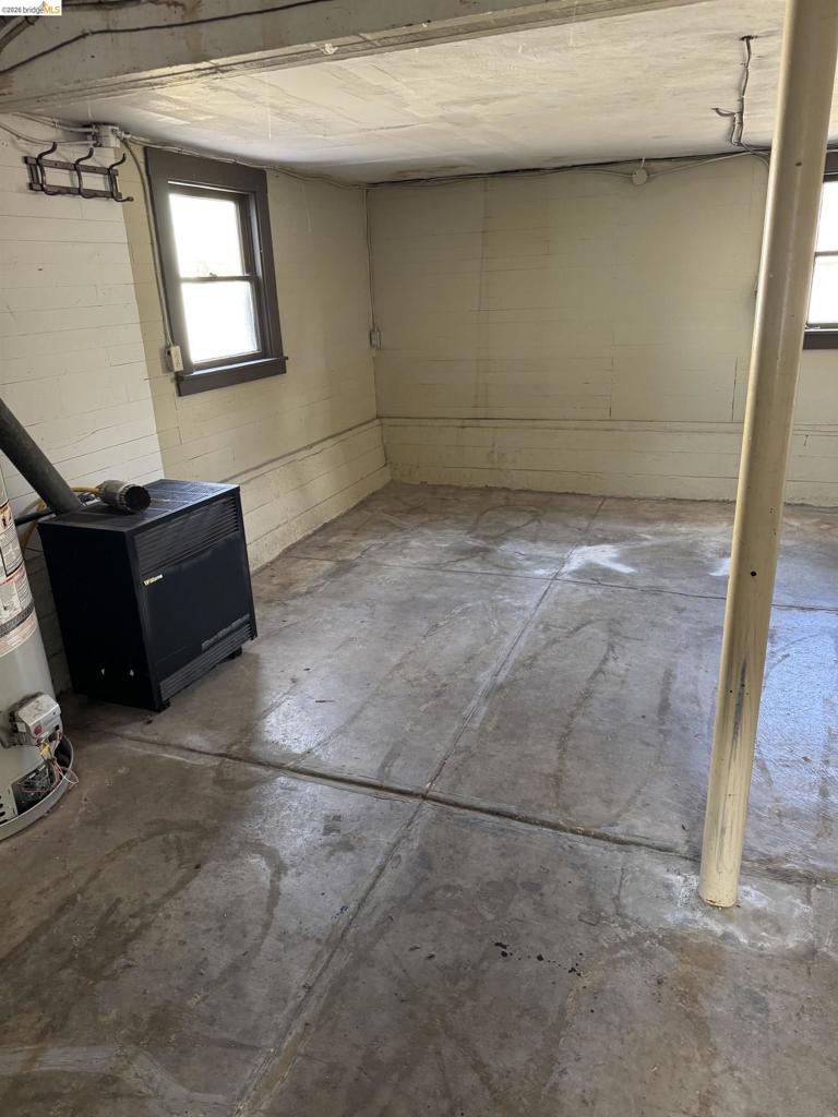 816 Stannage Ave Property Photo 15