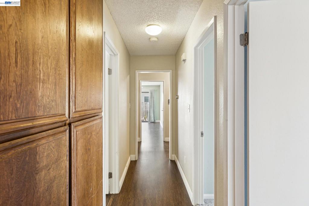 502 Shrike Ct Property Photo 24