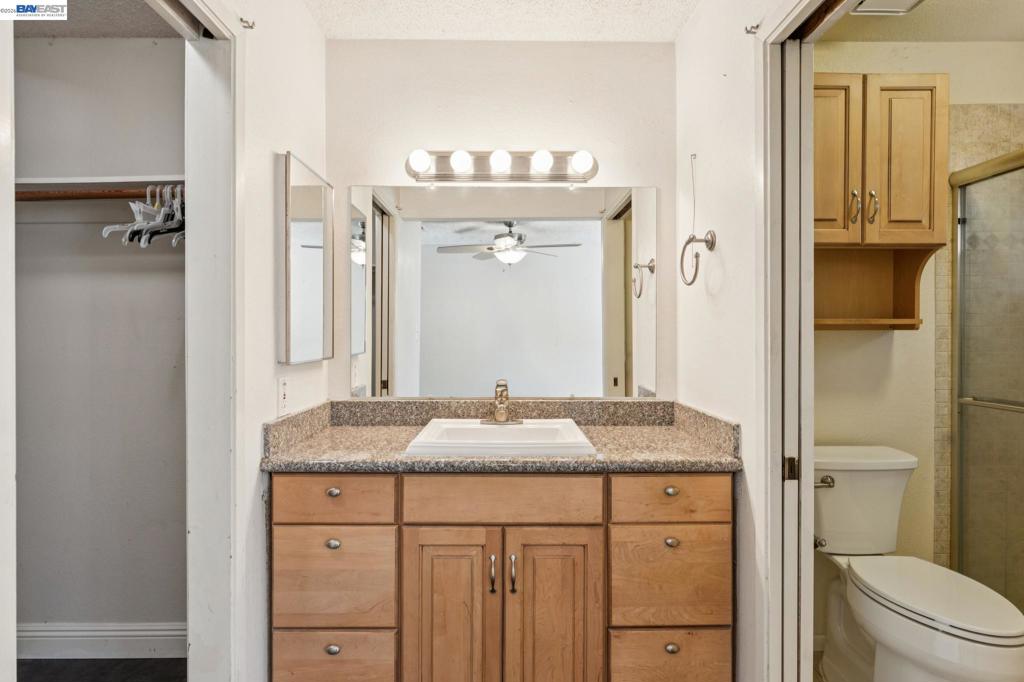 502 Shrike Ct Property Photo 28