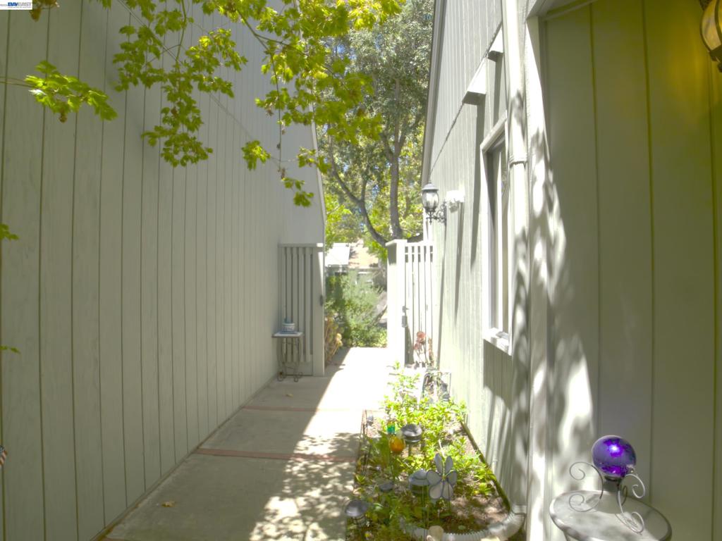 5214 Riverdale Ct Property Photo 19