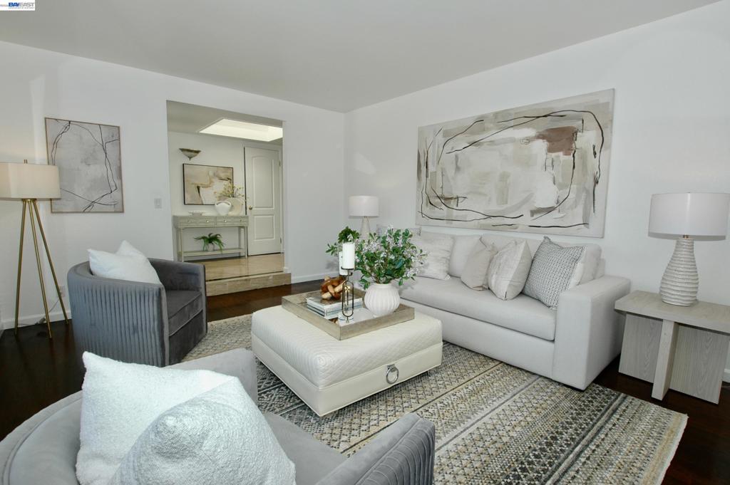 35515 Dee Place Property Photo 8