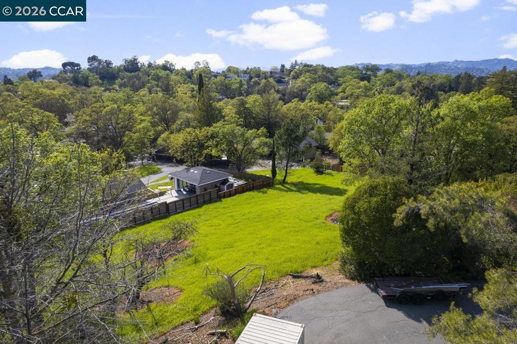 1081 Scots Ln Property Photo 24