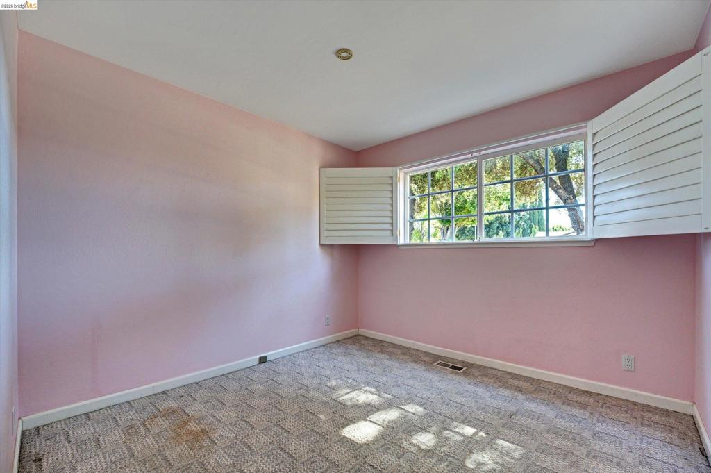 4793 Woodthrush Ct Property Photo 28