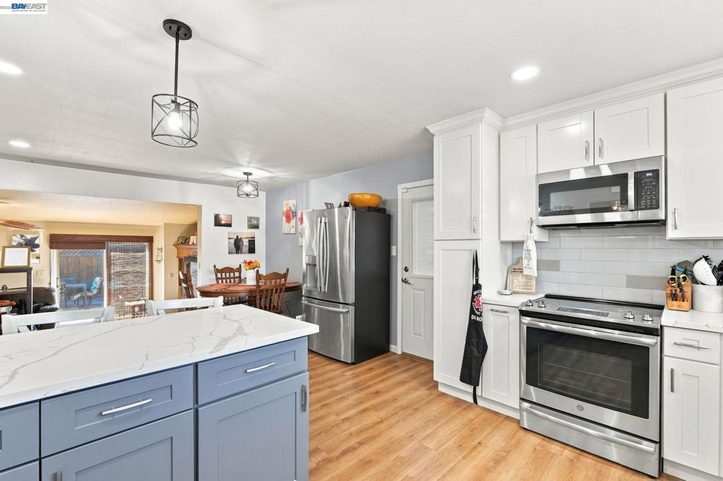 20927 Nunes Ave Property Photo 11