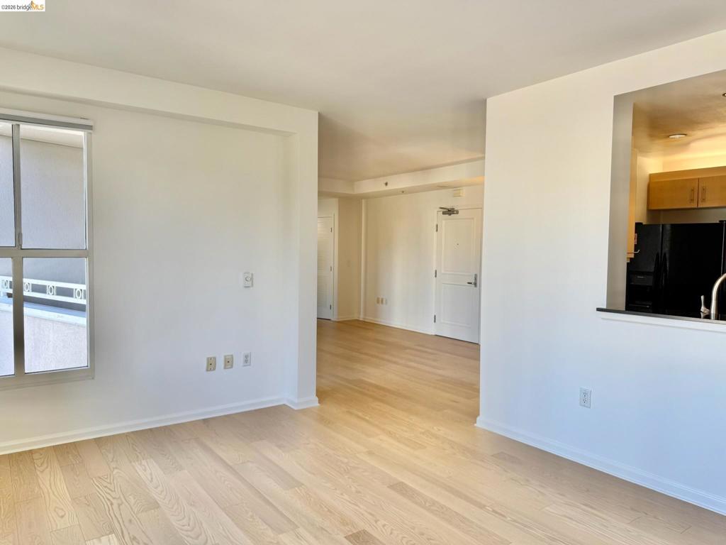 140 South Van Ness Ave 529 Property Photo 23