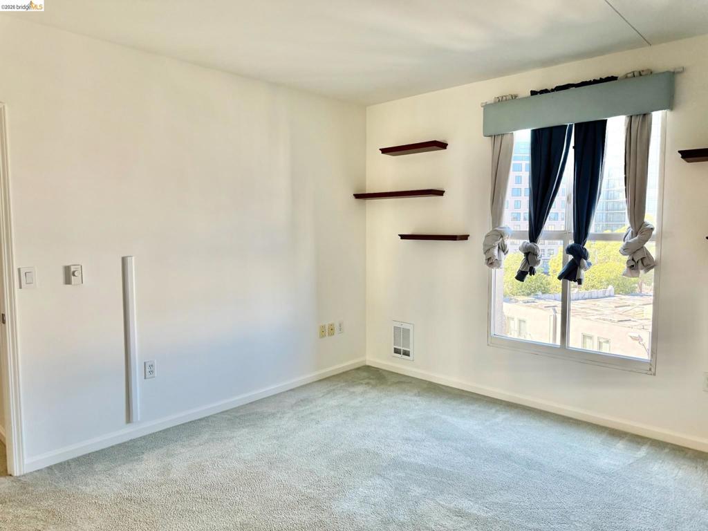 140 South Van Ness Ave 529 Property Photo 24