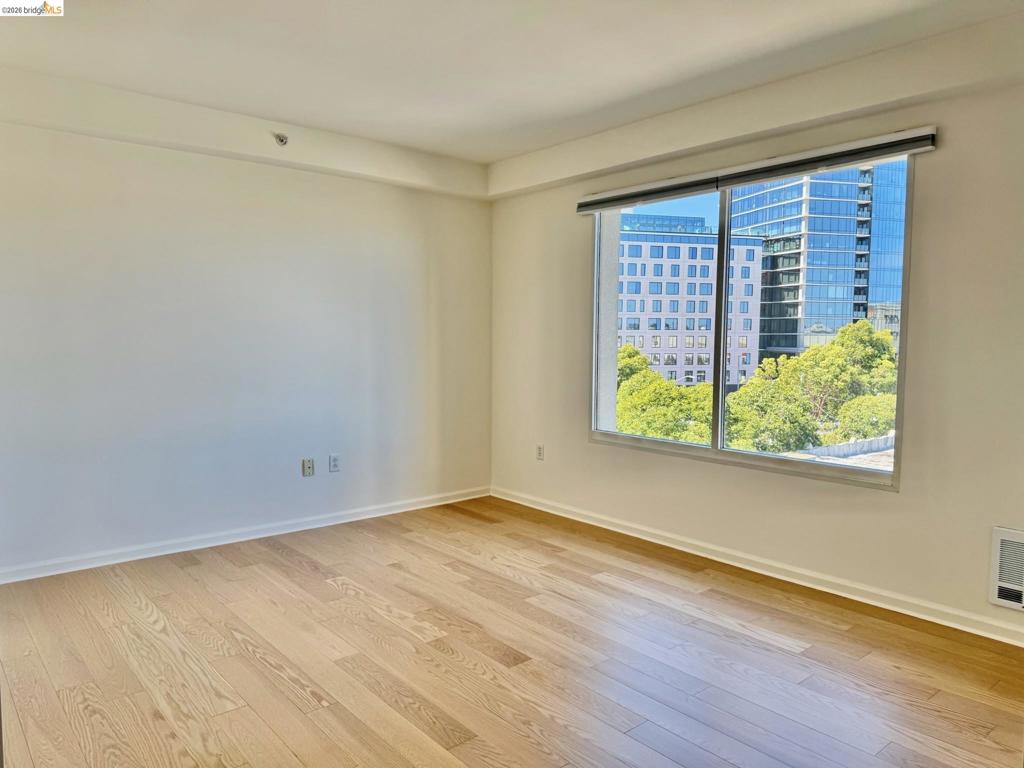 140 South Van Ness Ave 529 Property Photo 29