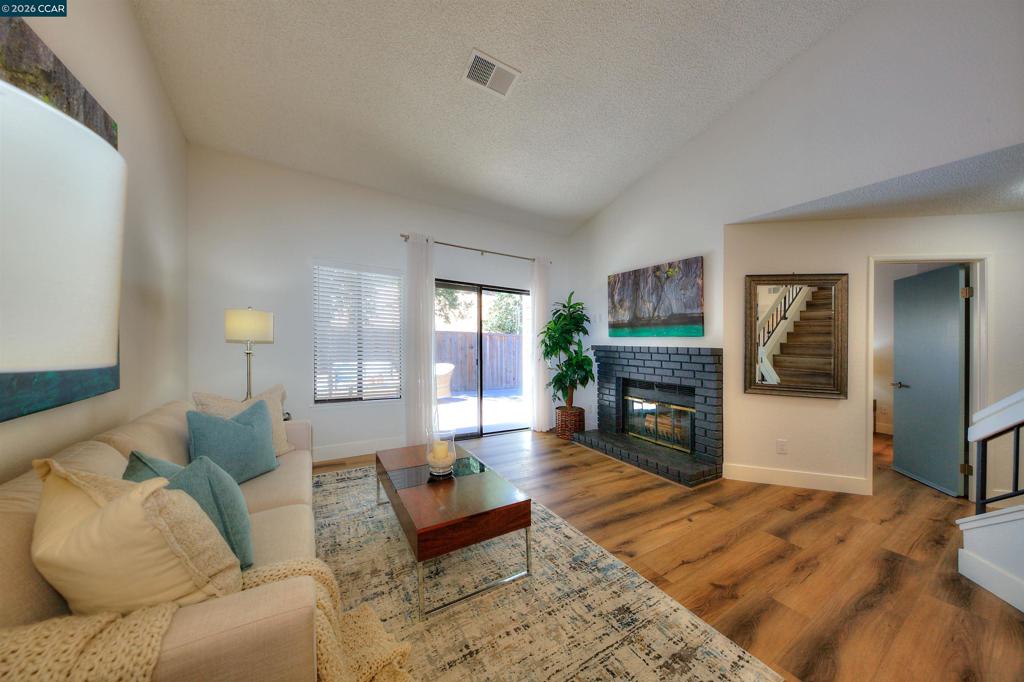 105 Coventry Property Photo 7