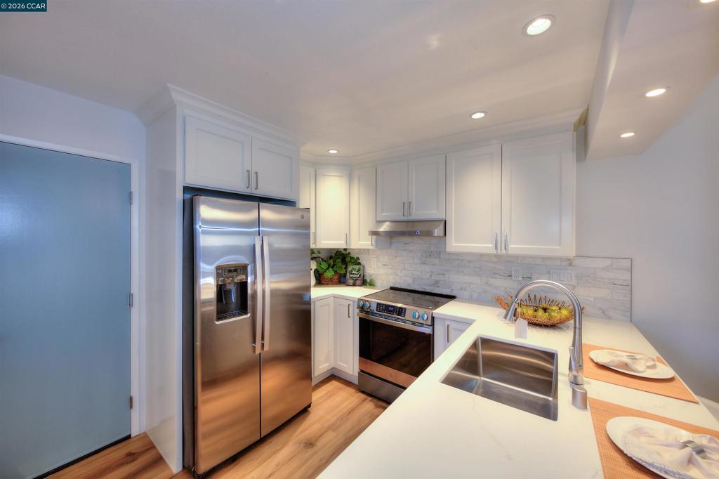 105 Coventry Property Photo 14