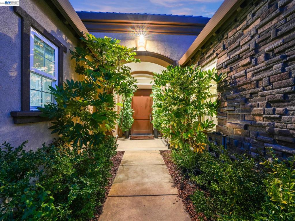 65 Stonebrae Rd Property Photo 5