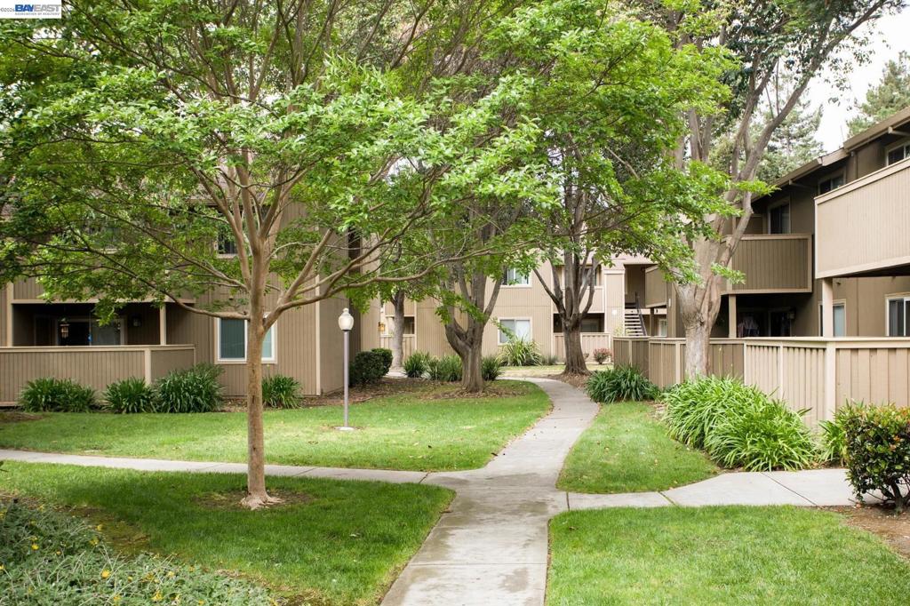 37315 Sequoia Property Photo 1