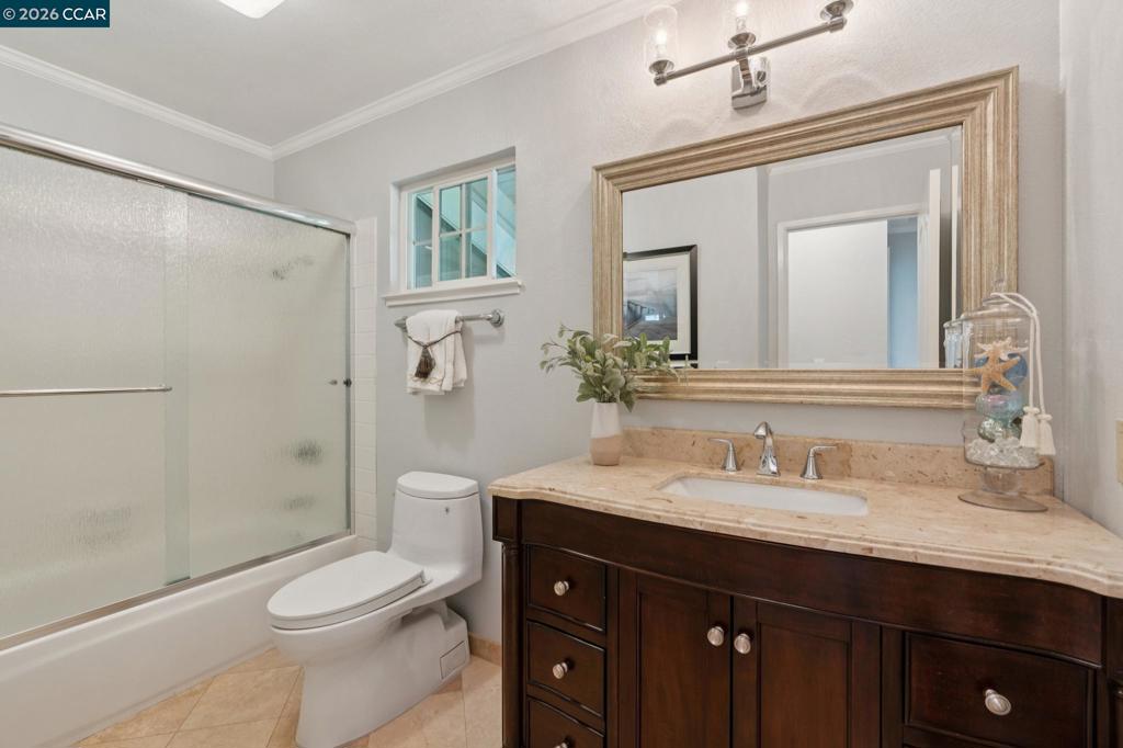 2232 Tahiti Drive Property Photo 44