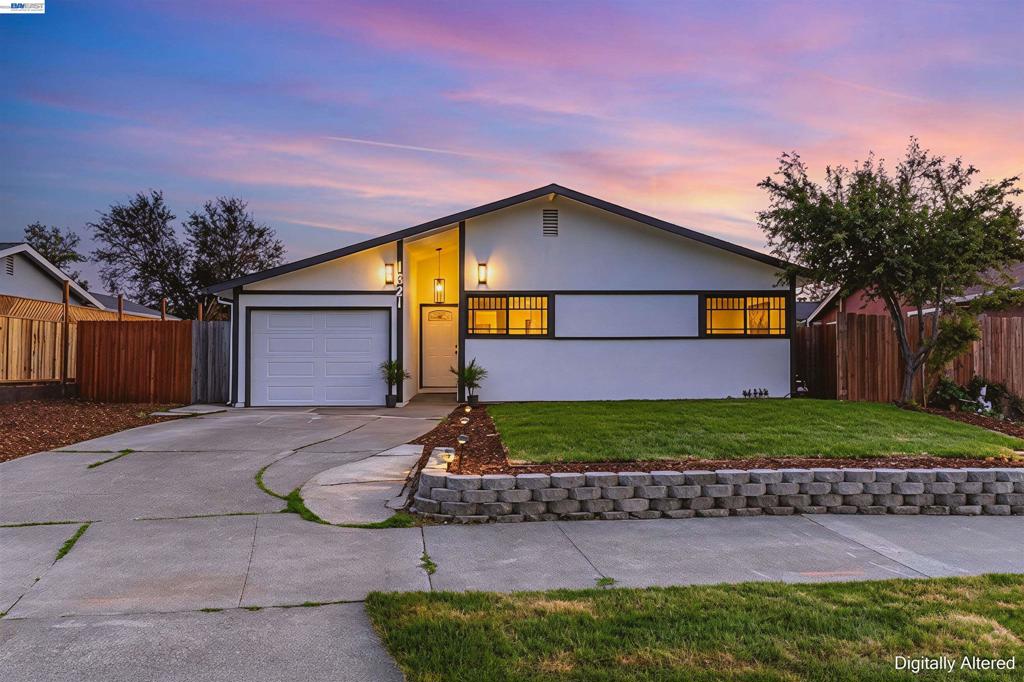 1821 Mini Dr Property Photo 1