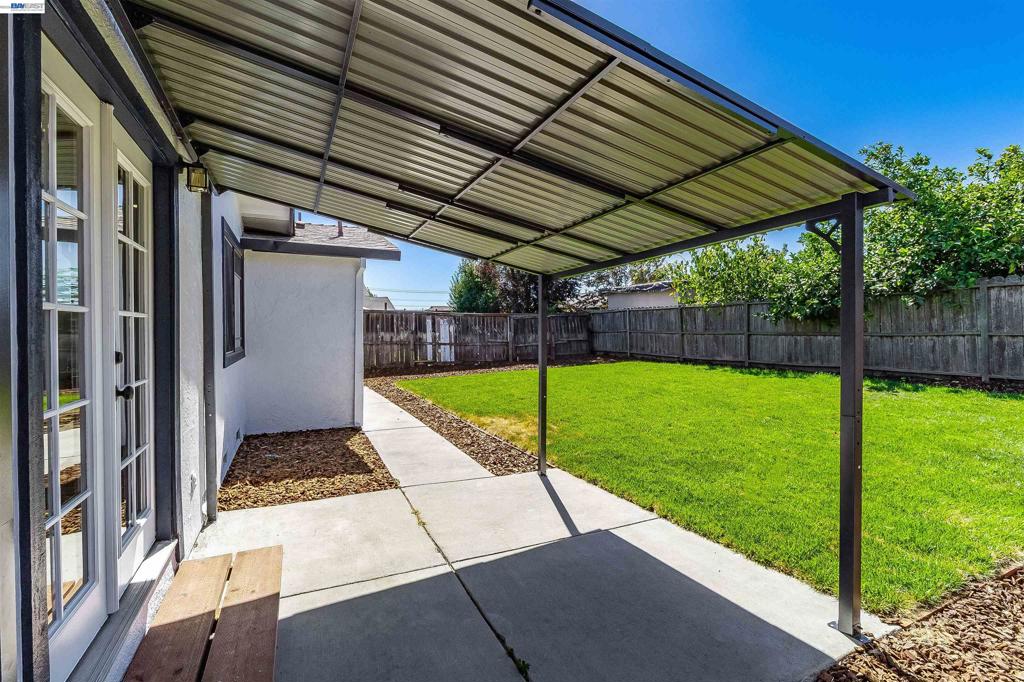 1821 Mini Dr Property Photo 32