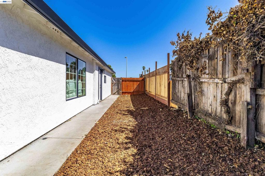 1821 Mini Dr Property Photo 36