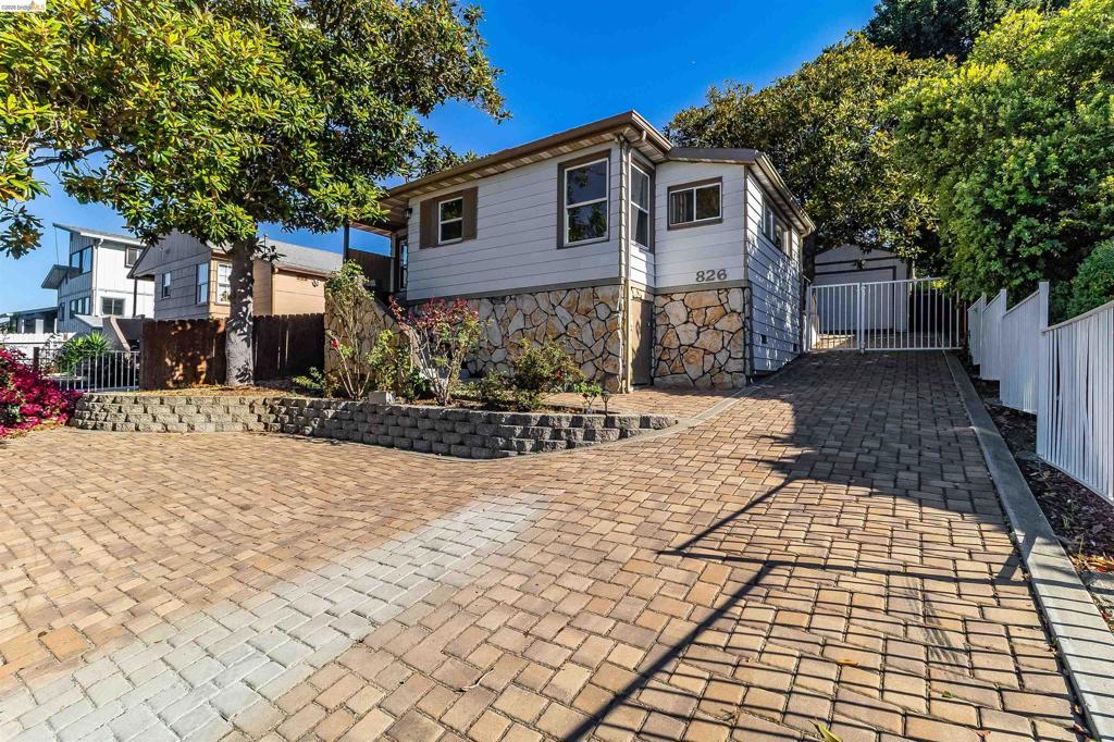 826 Benicia Rd Property Photo 1