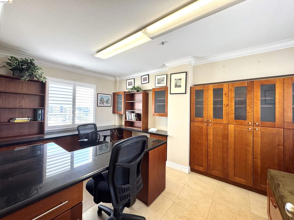 212 9th St. #401 Property Photo 16