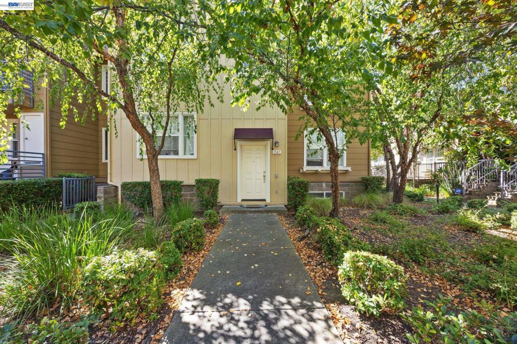 1547 Chandler St Property Photo 25