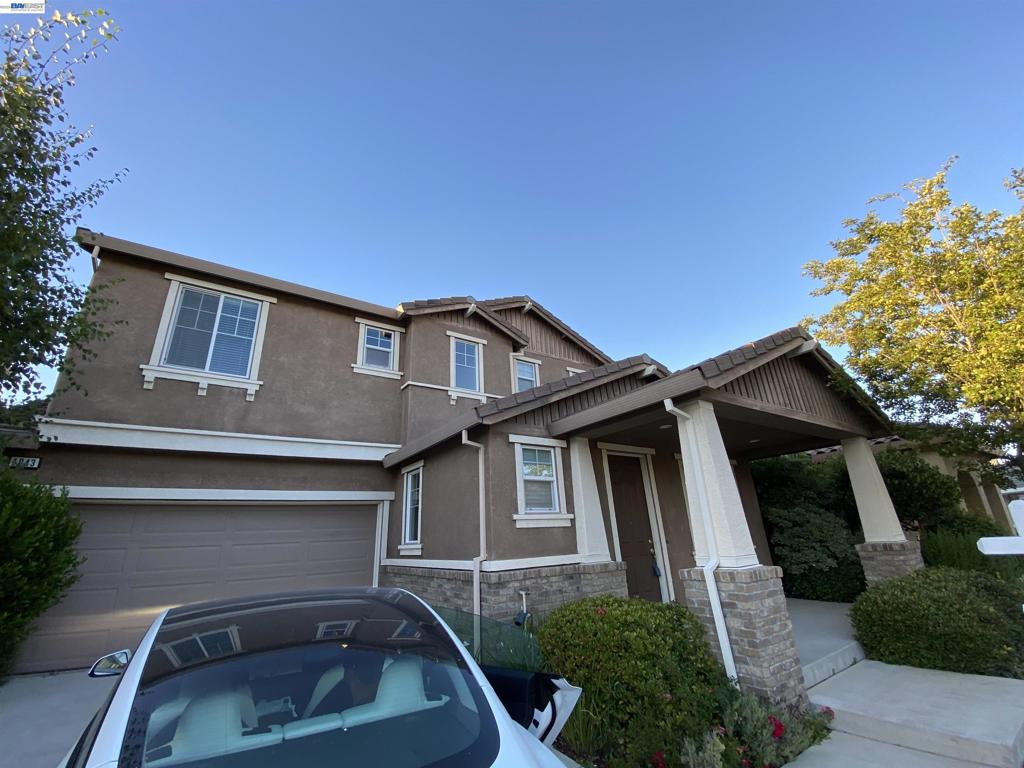 1043 Ashbridge Bay Dr Property Photo 2