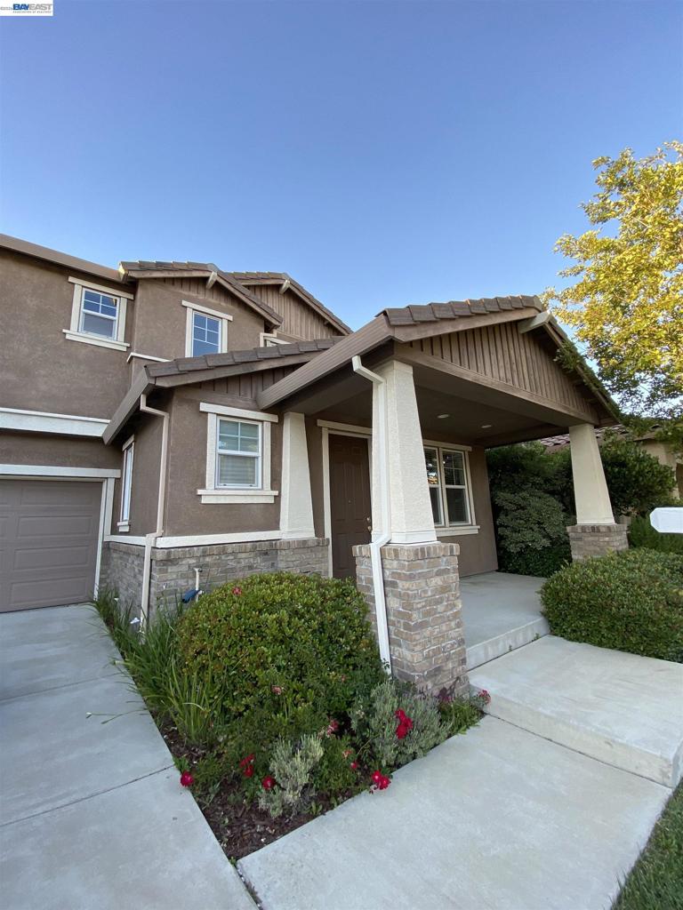 1043 Ashbridge Bay Dr Property Photo 3
