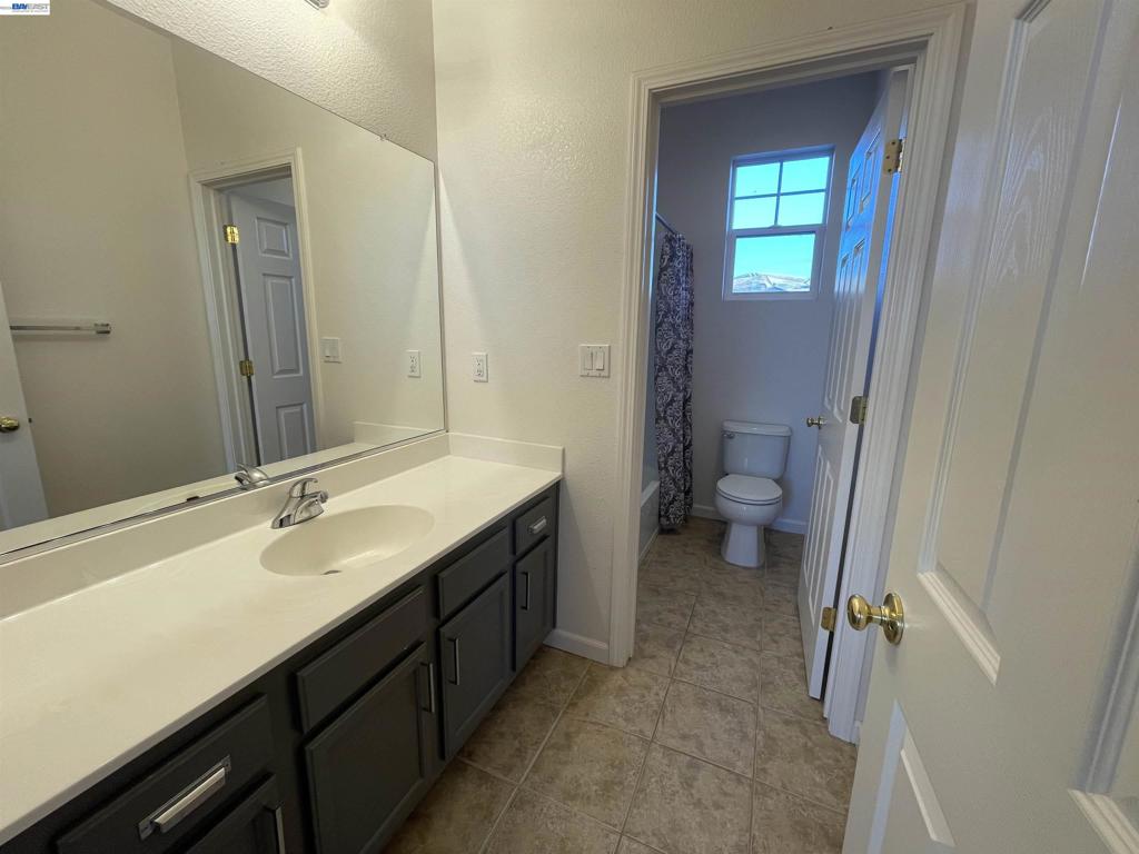 1043 Ashbridge Bay Dr Property Photo 19