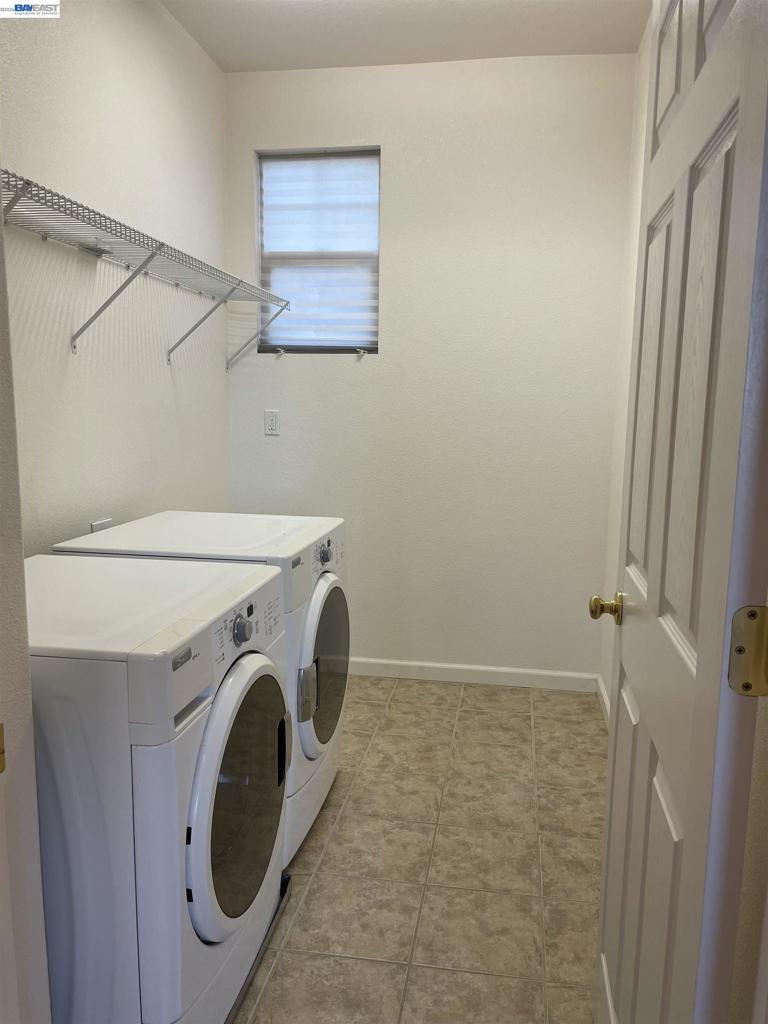 1043 Ashbridge Bay Dr Property Photo 20