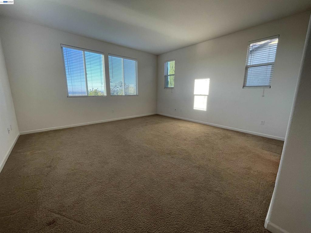 1043 Ashbridge Bay Dr Property Photo 25