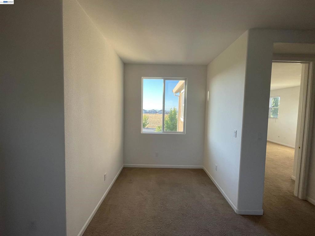 1043 Ashbridge Bay Dr Property Photo 28
