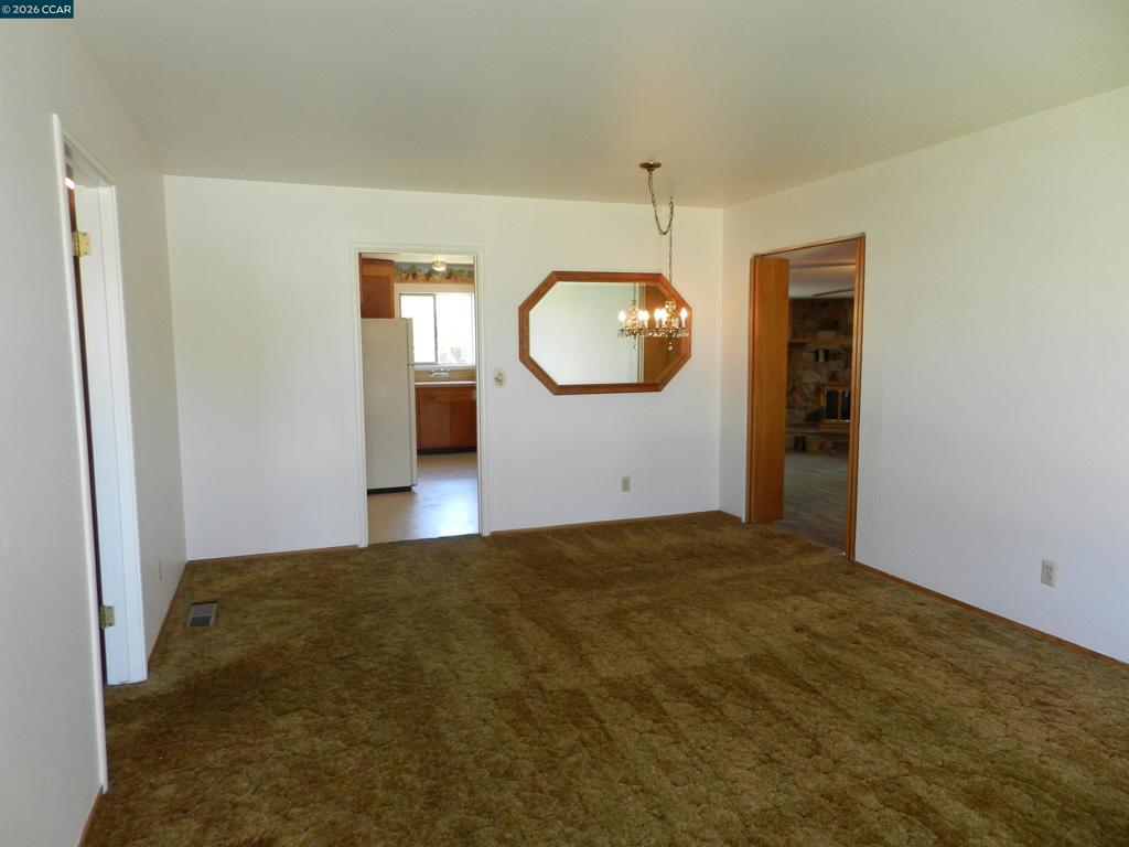 265 Jensen St Property Photo 13