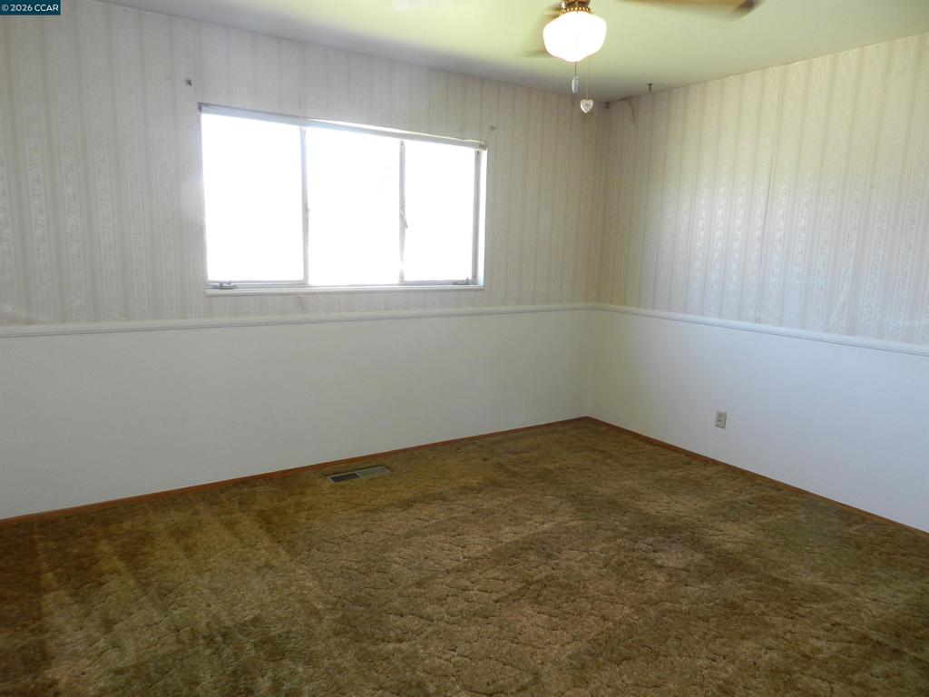 265 Jensen St Property Photo 16