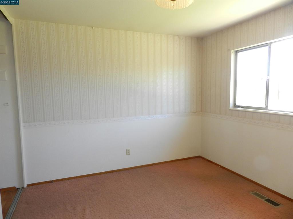 265 Jensen St Property Photo 21