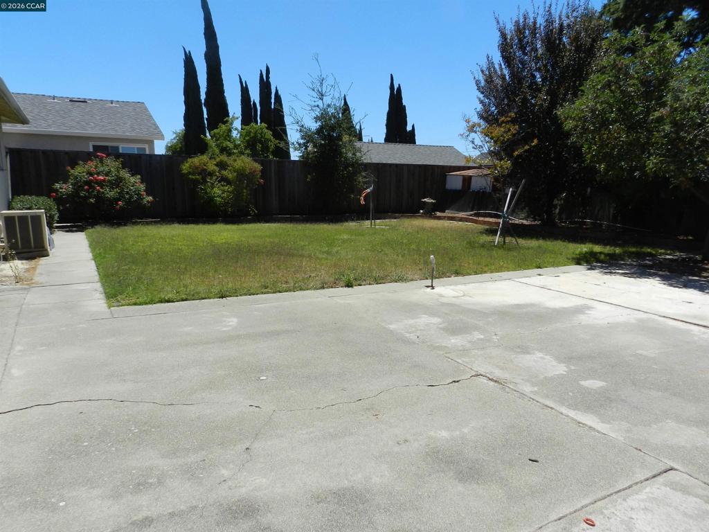 265 Jensen St Property Photo 25