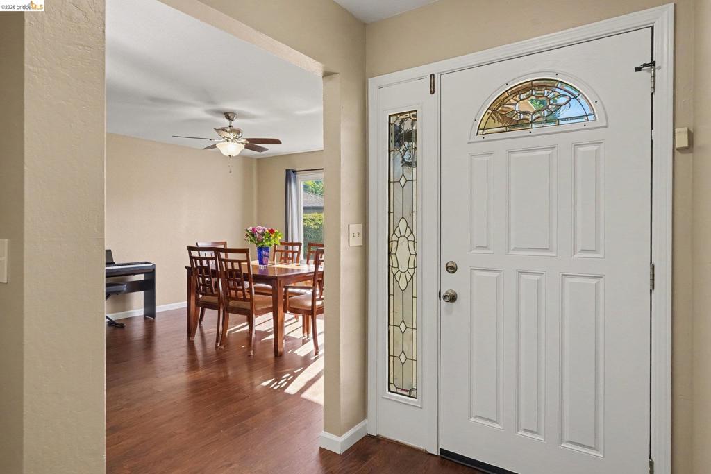 2216 Nido Court Property Photo 6