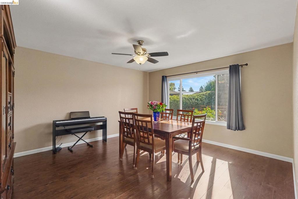 2216 Nido Court Property Photo 7