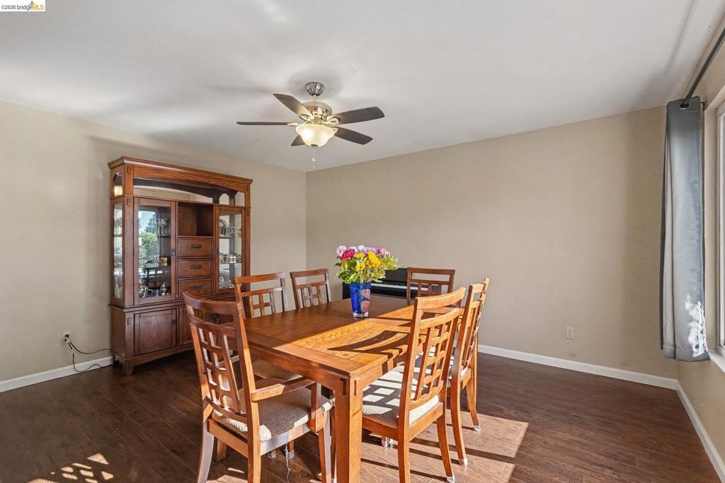 2216 Nido Court Property Photo 8