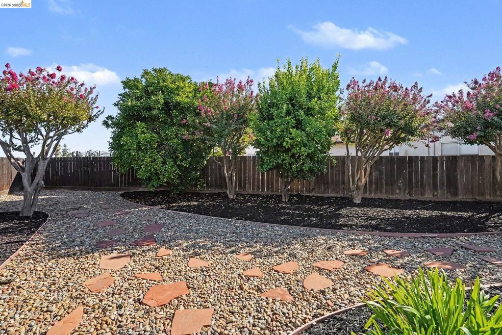 2216 Nido Court Property Photo 33