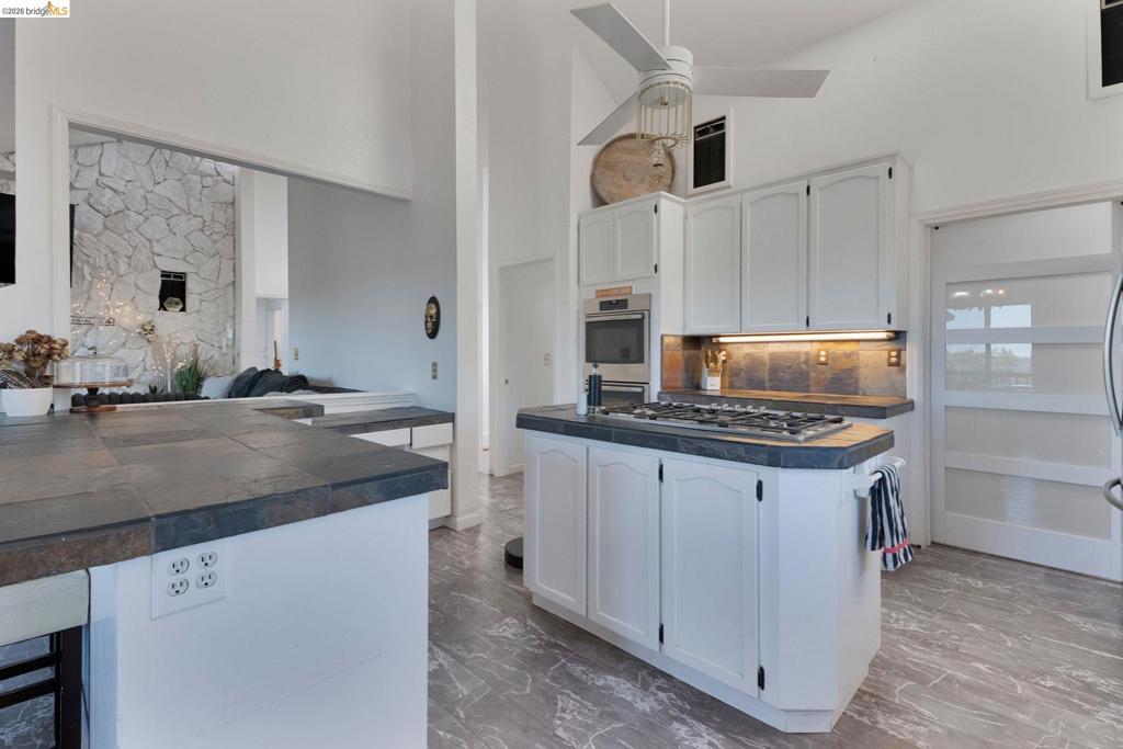 41143479 Property Photo 16