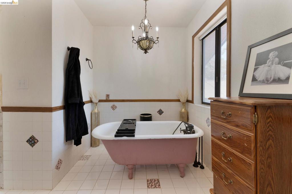 41143479 Property Photo 30