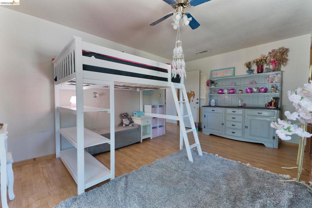 41143479 Property Photo 37