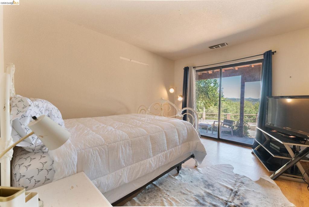 41143479 Property Photo 38