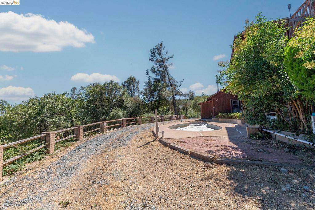 41143479 Property Photo 76