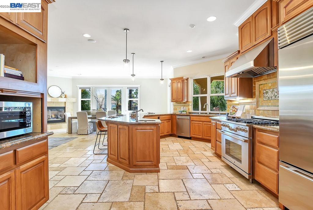 5661 Oakmont Ct Property Photo 8