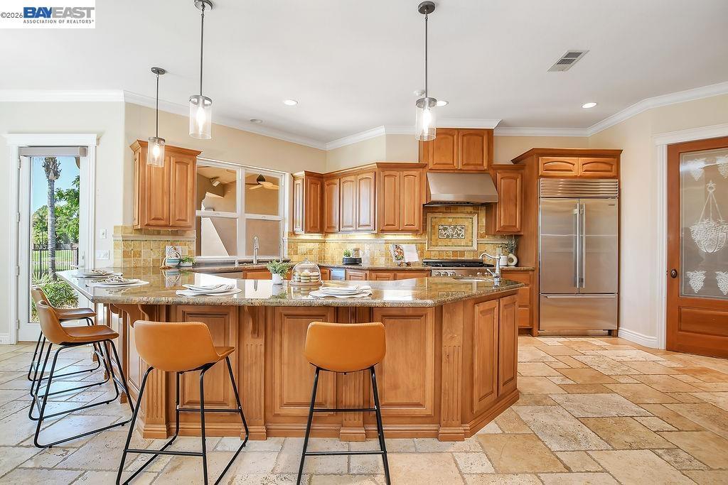 5661 Oakmont Ct Property Photo 9