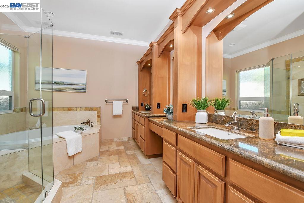 5661 Oakmont Ct Property Photo 24