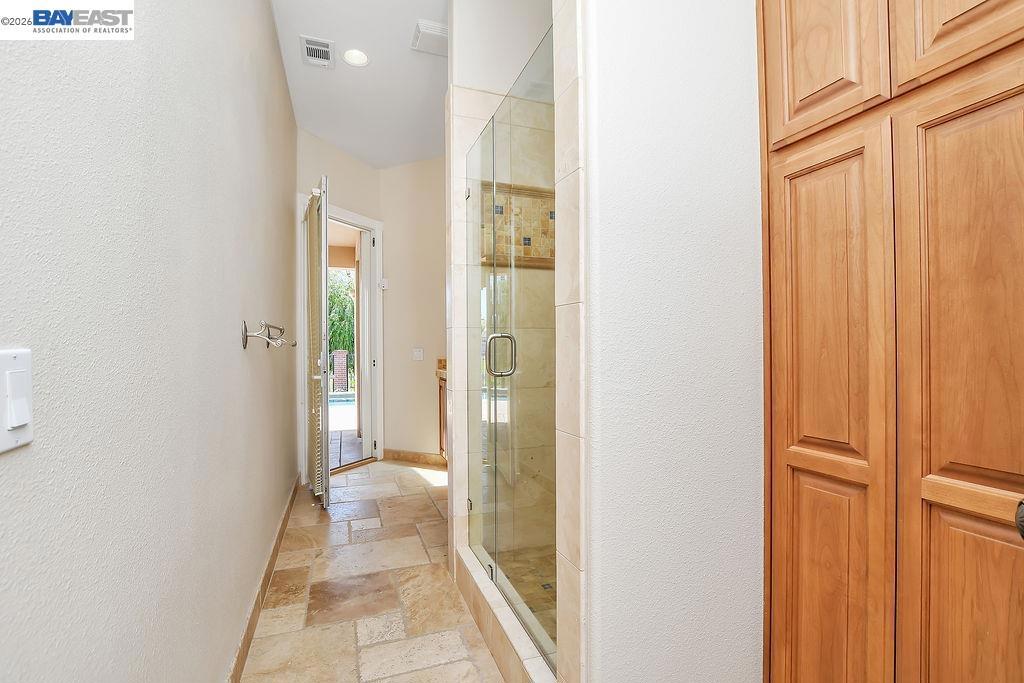 5661 Oakmont Ct Property Photo 38