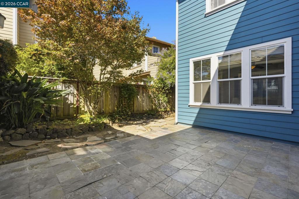 1026 Flagship Dr Property Photo 40